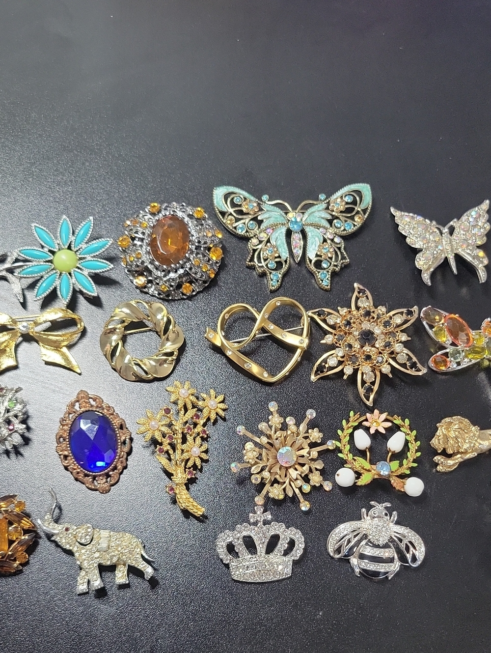 Assorted Women's Butterfly & Nature Brooch Lot Of 20 in Multicolor